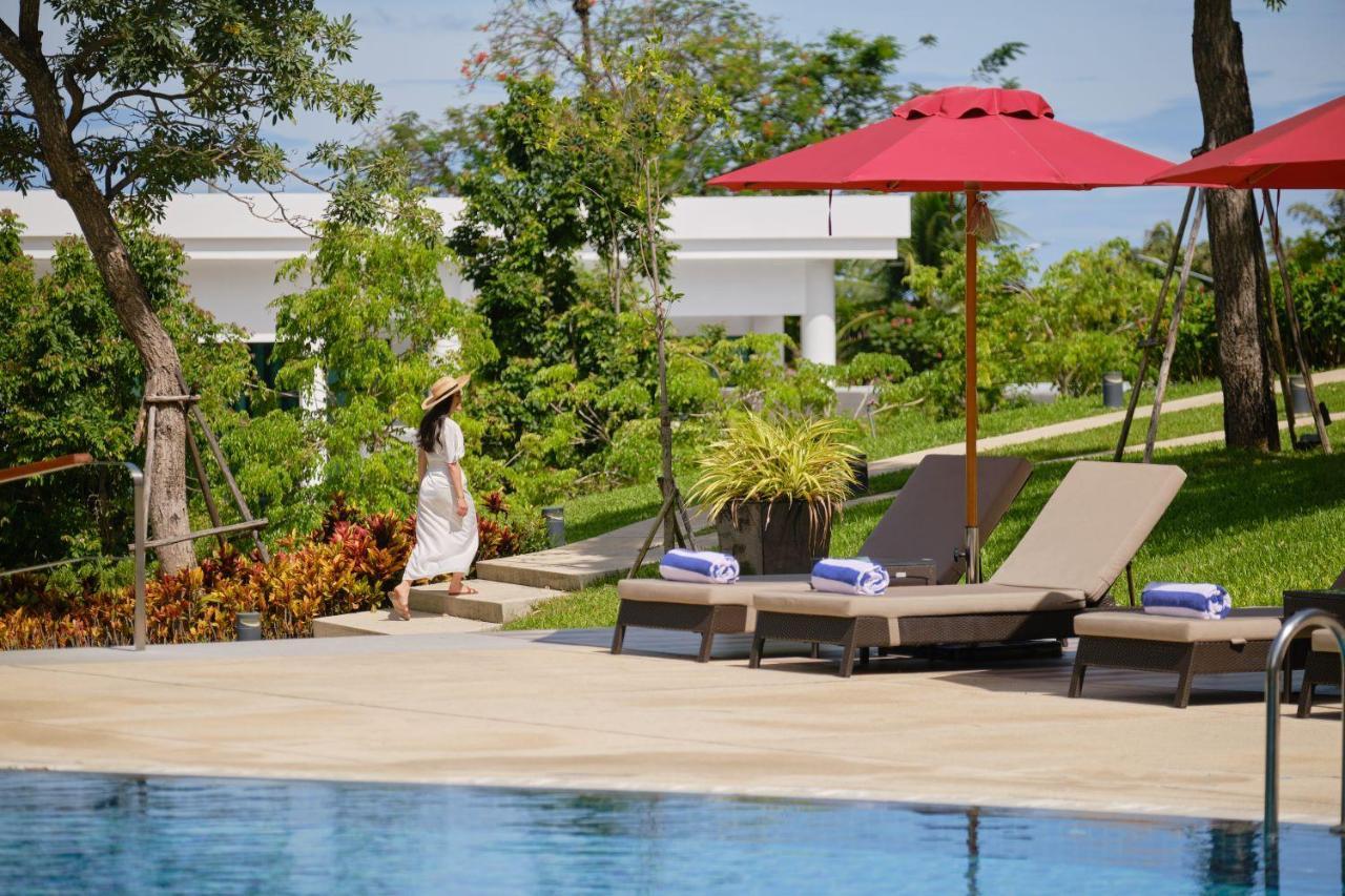 فندق Amari باتايا المظهر الخارجي الصورة The pool at the hotel
